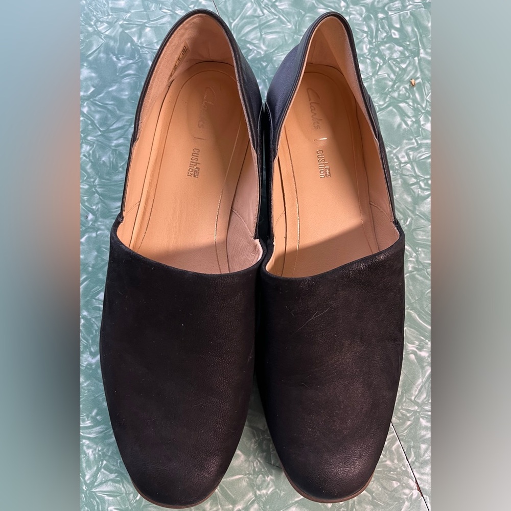 Clarks Elegant Black Flats size 10.5